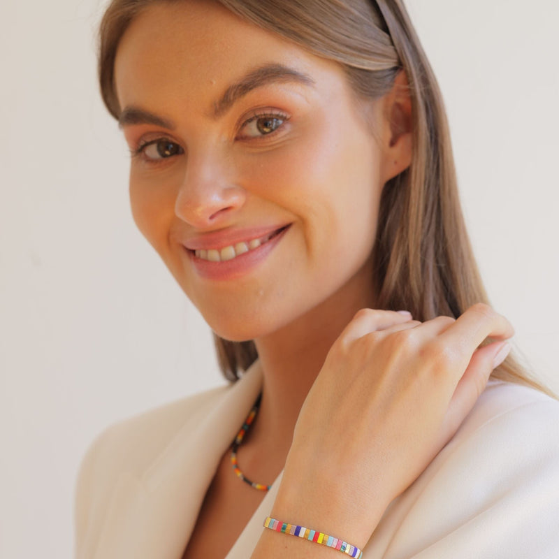 Anka - bracelet en perles Miyuki porté au poignet