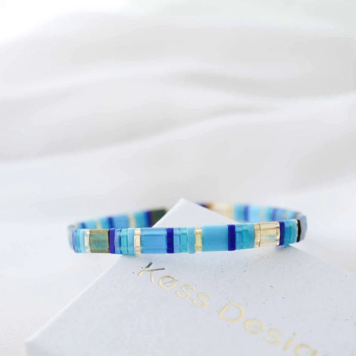 Jaska - bracelet en perles Miyuki porté au poignet