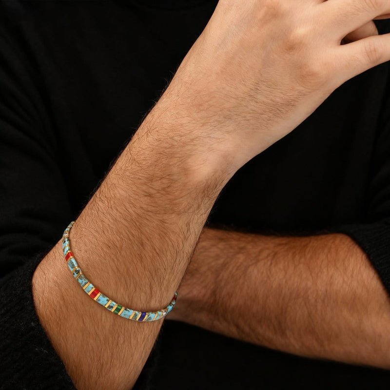 Jola - bracelet en perles Miyuki porté au poignet