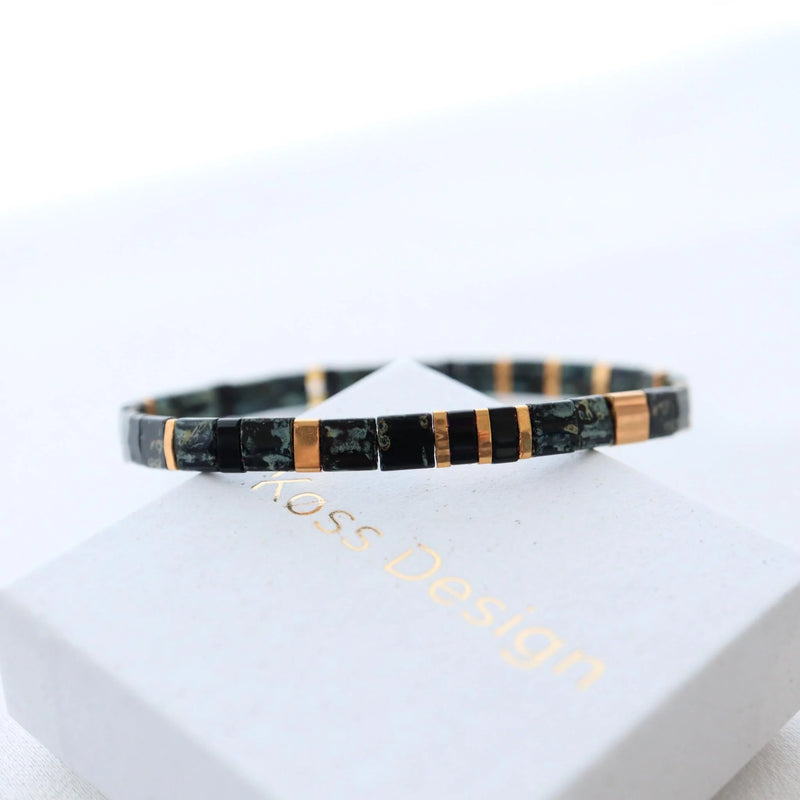 Parure Maya - détail des couleurs et motifs en perles Miyuki Tila