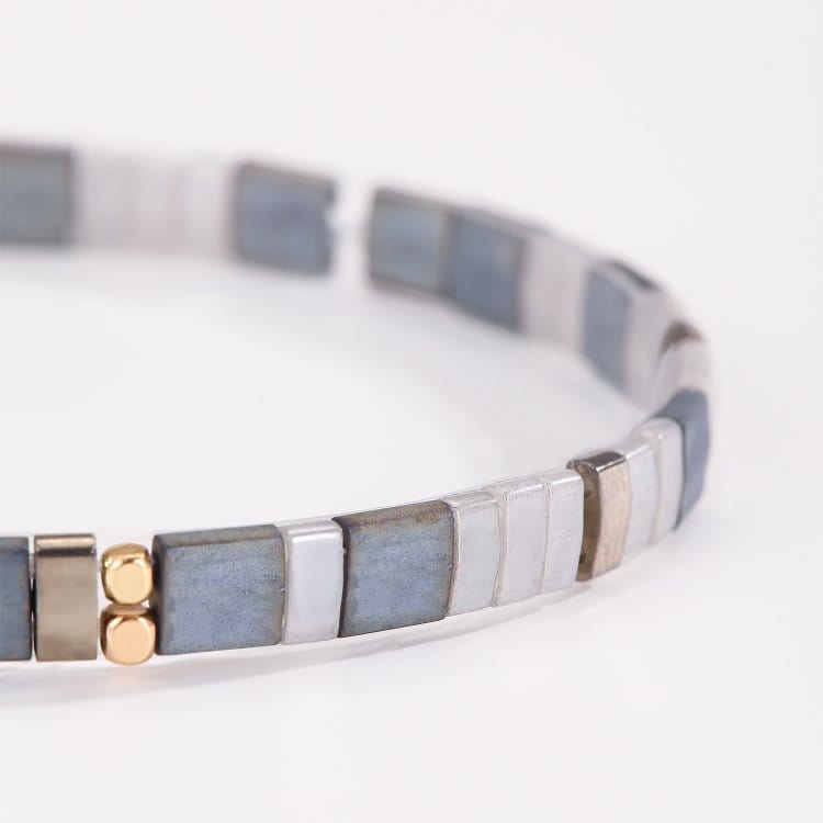 Patine - vue détaillée des perles Miyuki japonaises