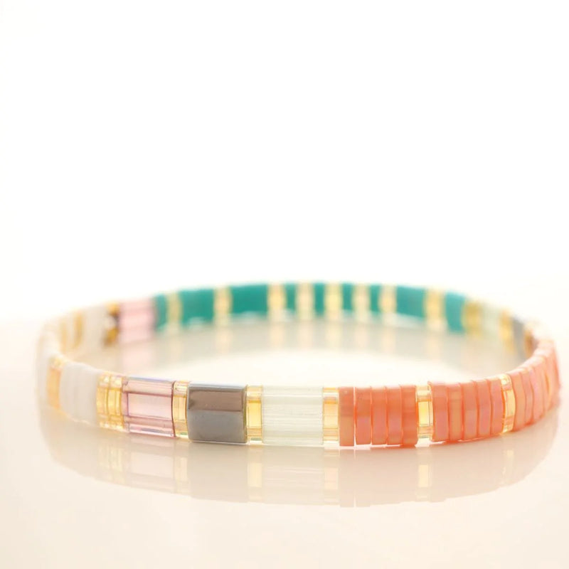 Ensemble Sky - détail des couleurs et motifs en perles Miyuki Tila
