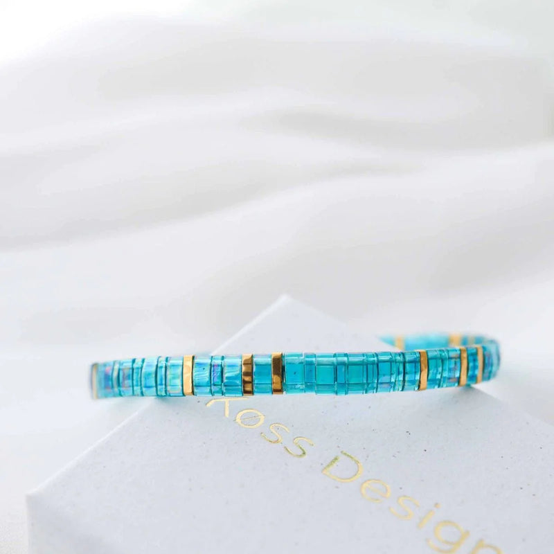 Parure Shine - détail des couleurs et motifs en perles Miyuki Tila
