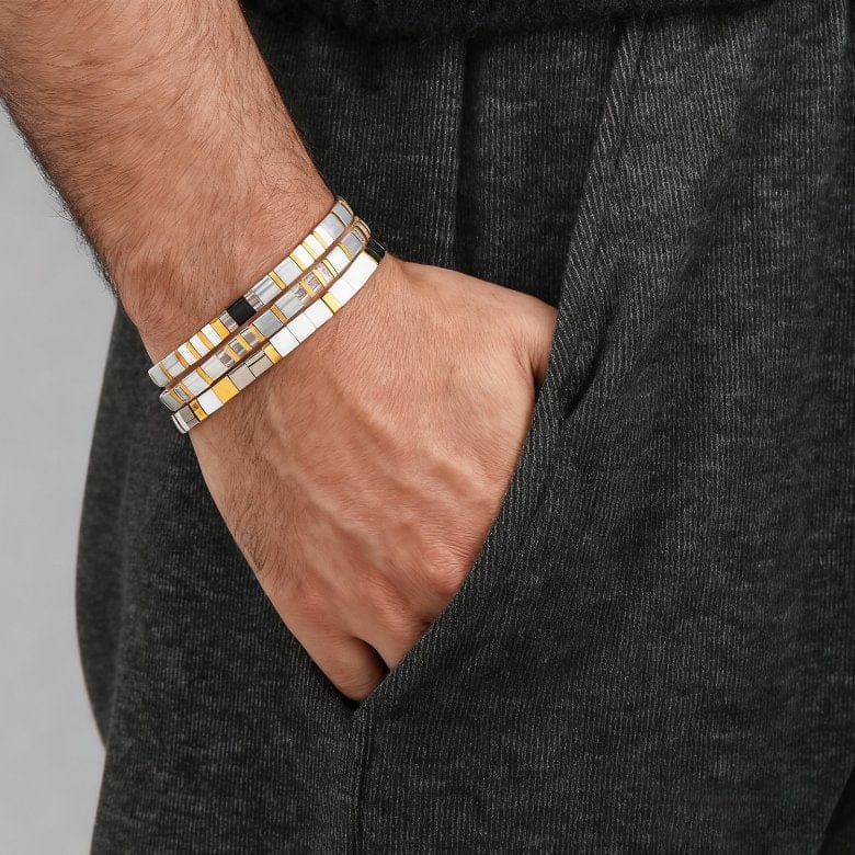 Parure Stars - bracelet en perles Miyuki porté au poignet