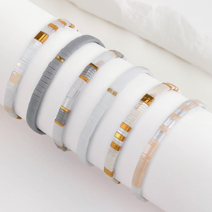 Parure Daria - Bracelets de perles - bracelets perles plates blanches fait main en perles Miyuki par Køss Design
