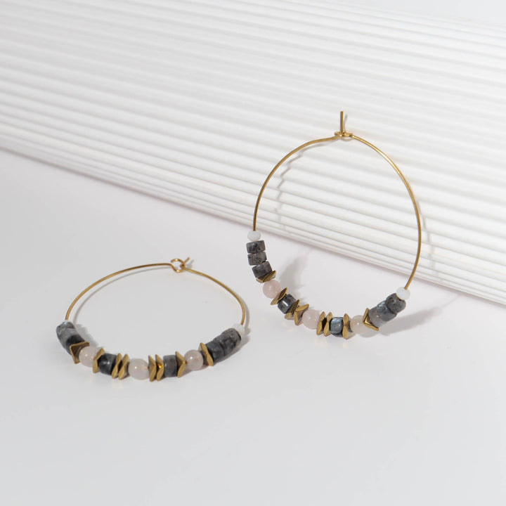 Flora - Boucles d'oreilles créoles - earring fait main en perles Miyuki par Køss Design