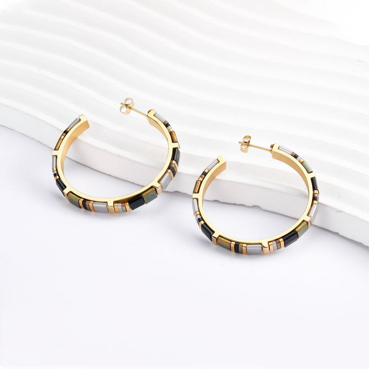 Moon - vue détaillée des perles Miyuki japonaises