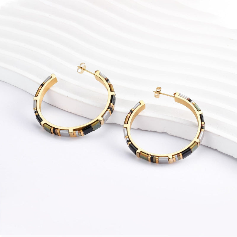 Moon - vue détaillée des perles Miyuki japonaises