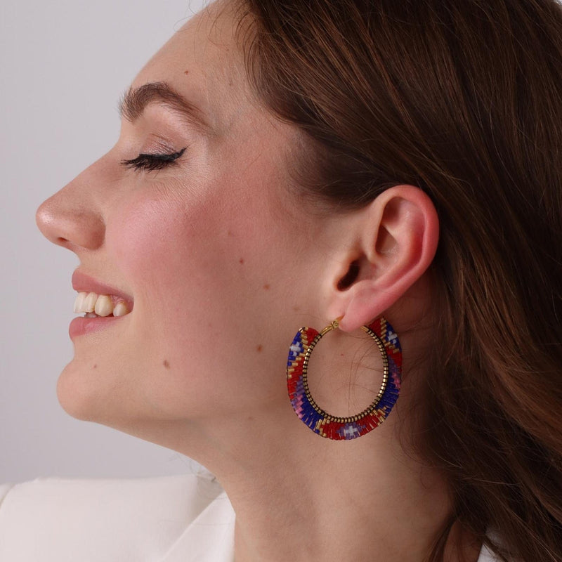 Papea - détail des couleurs et motifs en perles Miyuki Tila